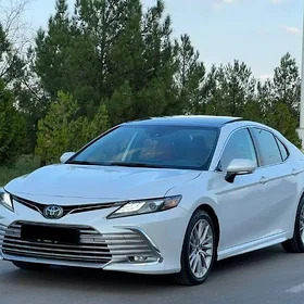 Toyota Camry 2022