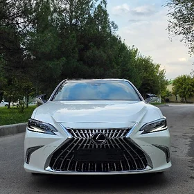 Lexus ES 350 2022