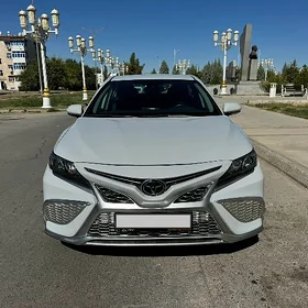 Toyota Camry 2022