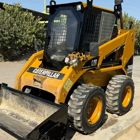 Caterpillar 120 Series 2011
