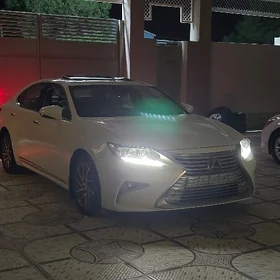 Lexus ES 350 2018
