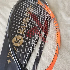 Теннисная ракетка / Tenis