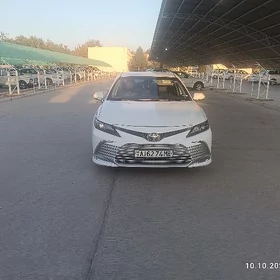 Toyota Camry 2022