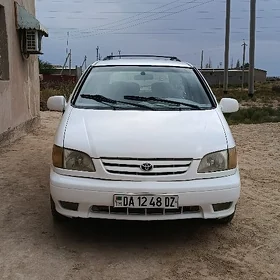 Toyota Sienna 2001