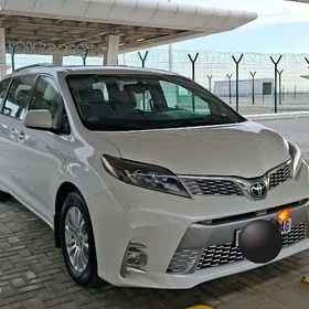 Toyota Sienna 2017