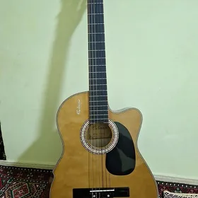 Gitara täze