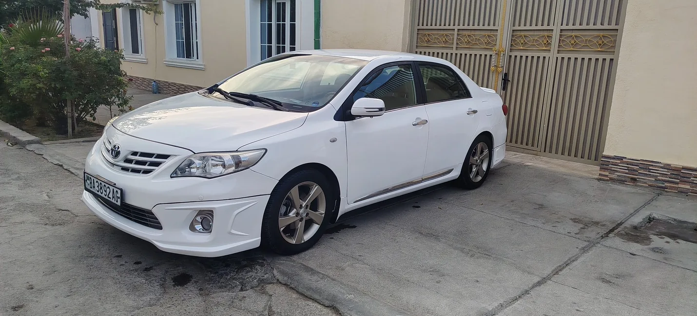 Toyota Corolla 2011 - 1