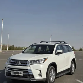 Toyota Highlander 2019