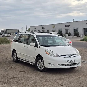 Toyota Sienna 2008