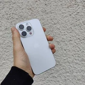 i phone 14 pro. White ZAA