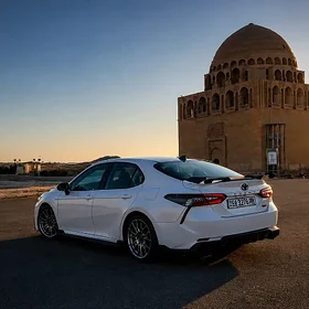 Toyota Camry 2023
