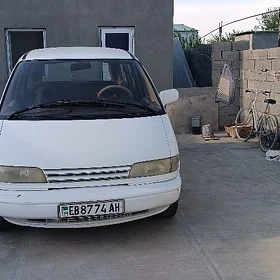 Toyota Previa 1993