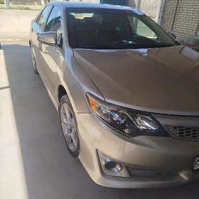 Toyota Camry 2013