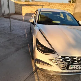 Hyundai Sonata 2020