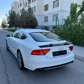Audi A7 2013