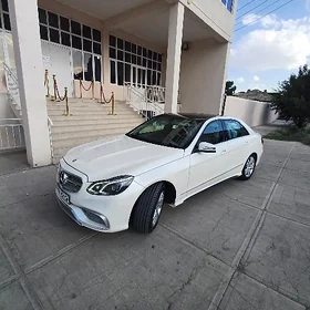 Mercedes-Benz E350 2012