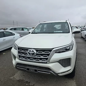 Toyota Fortuner 2022
