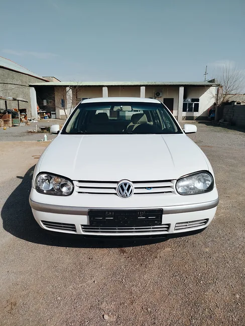 Volkswagen Golf 2003 - 1