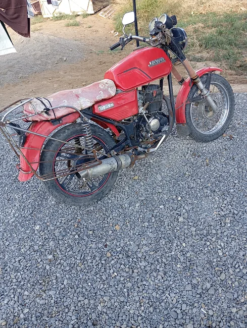 Jawa 300 2015 - 1