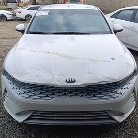 Kia K5 2021