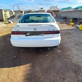 Toyota Camry 1999