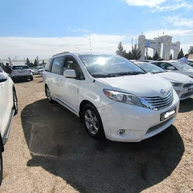 Toyota Sienna 2011