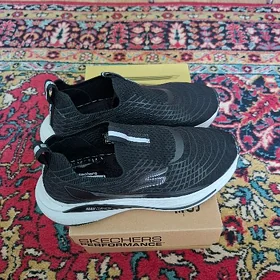 skechers gara krosovka