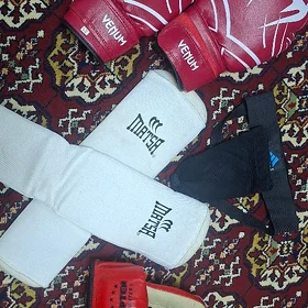 kid boks esik we gruṣa