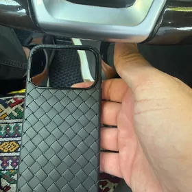 iphone 18 pro cehol