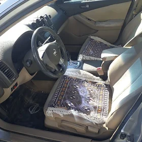 Nissan Altima 2009