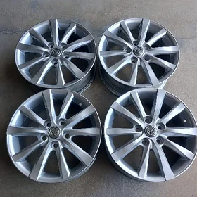 xle Camry diska r16