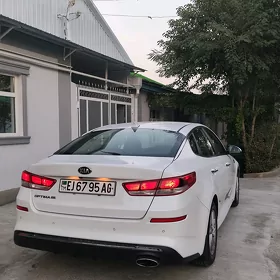 Kia Optima 2020