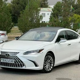 Lexus ES 350 2022