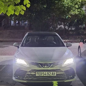 Toyota Camry 2023