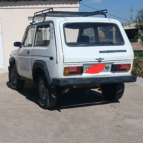 Lada Niva 1985