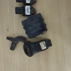 Corolla zamok blok