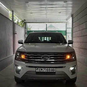 Ford Expedition 2021