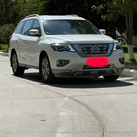 Nissan Pathfinder 2020