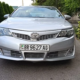 Toyota Camry 2013