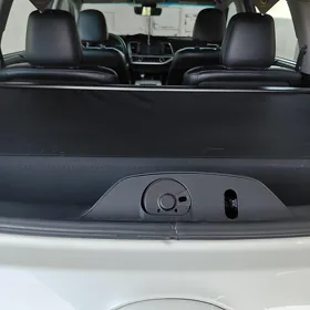 Toyota Highlander 2017