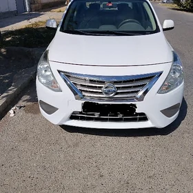 Nissan Sunny 2022