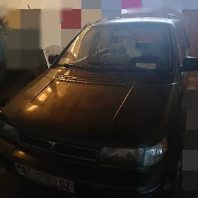 Mitsubishi Chariot 1993