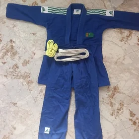 kimano gøreş üçin