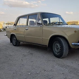 Lada 2104 1983