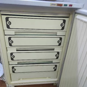 Продам Морозилку ОРСК