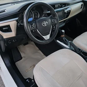 Toyota Corolla 2015