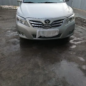 Toyota Camry 2010