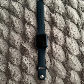 Apple Watch 7 💙