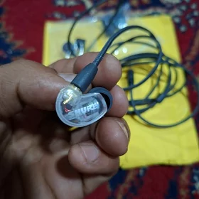 Shure Nauşnik