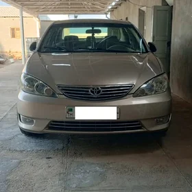 Toyota Camry 2005